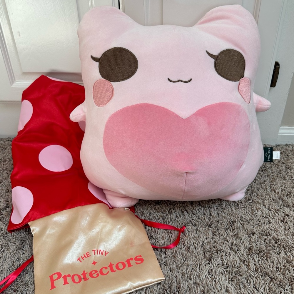 The Tiny Protectors Mina the Frog Pink Plushie with Bag